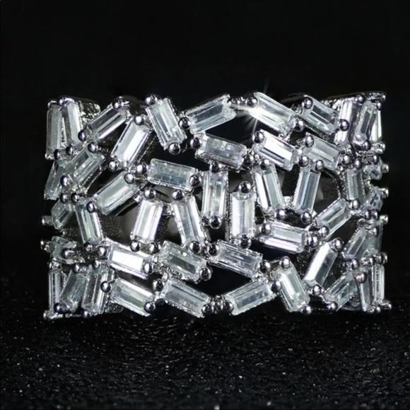 BAGUETTE 925 STERLING SILVER DIAMOND ETERNITY RING, CUTE RING, SHINY RING. - Picture 2 of 5